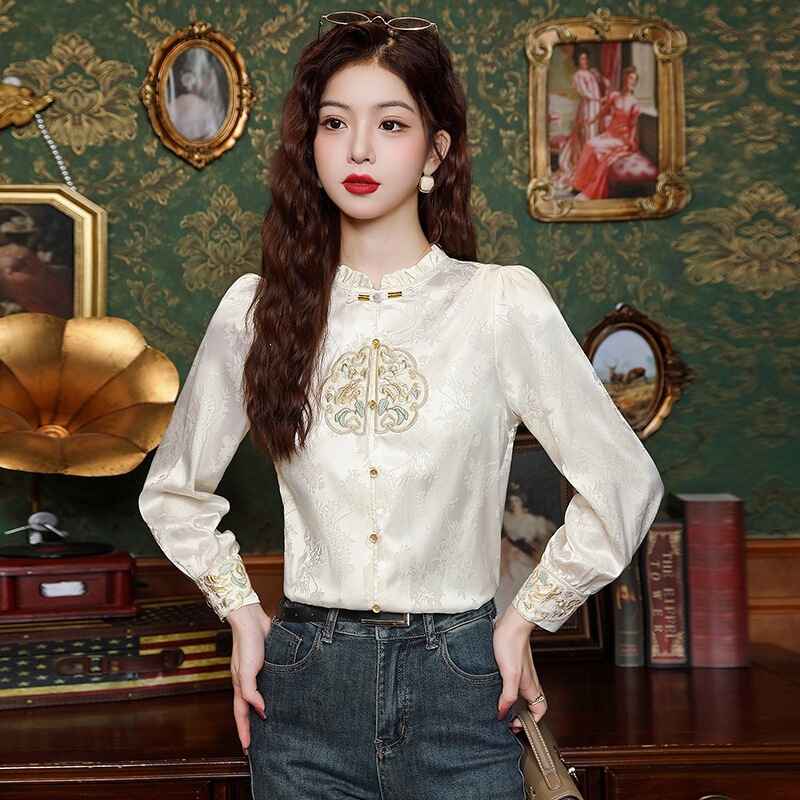 Brand new Chinese-style silk jacquard shirt for women, 2026 new model, stand-up collar, long-sleeved shirt, elegant and classic top