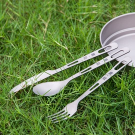 保温杯;炒锅;刀叉勺套装