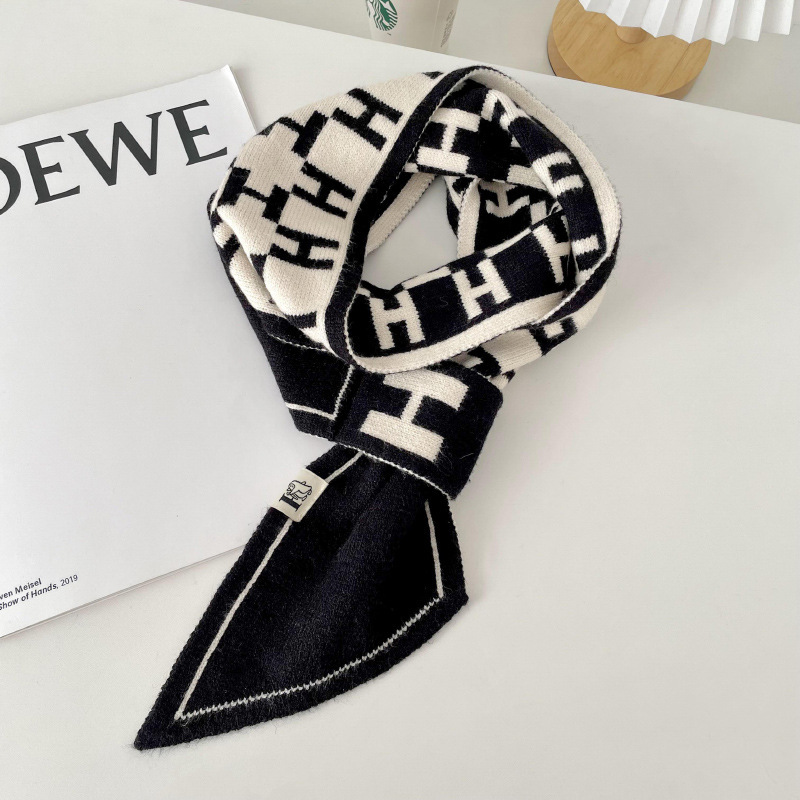 Nuevo tipo de bufandas cruzadas coreanas de otoño y invierno de ajedrez de punto de cuadros perezosos perforación bufandas de cuello