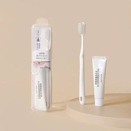 牙刷;一次性洗脸巾;婴儿牙刷牙膏