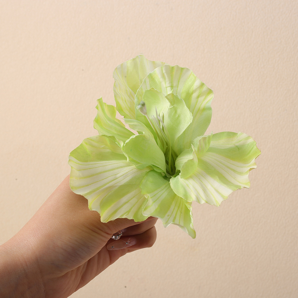 Simulación Alice Iris cabeza de flores multicolor tela de color gradiente flores de boda arreglos de flores DIY accesorios de decoración de ropa