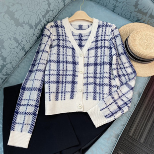 �������͸߶�ԭ��D��2021�����¿��R��ë��y�L��ᘿ��_������Ů