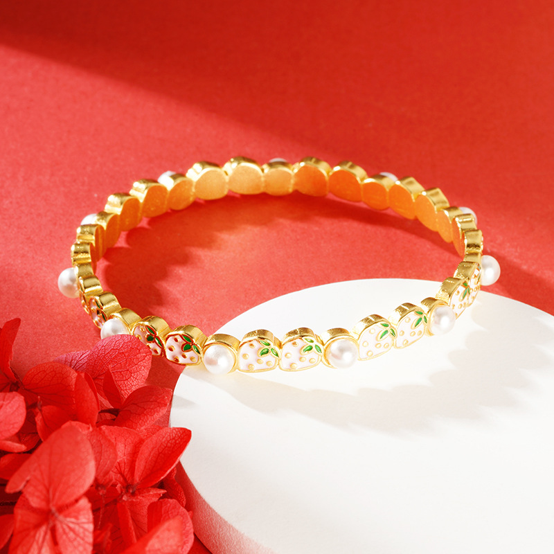 Pulsera de perlas artificiales de fresa de oro para niñas lindo dulce fresco todo partido popular ins poco Libro Rojo popular simple