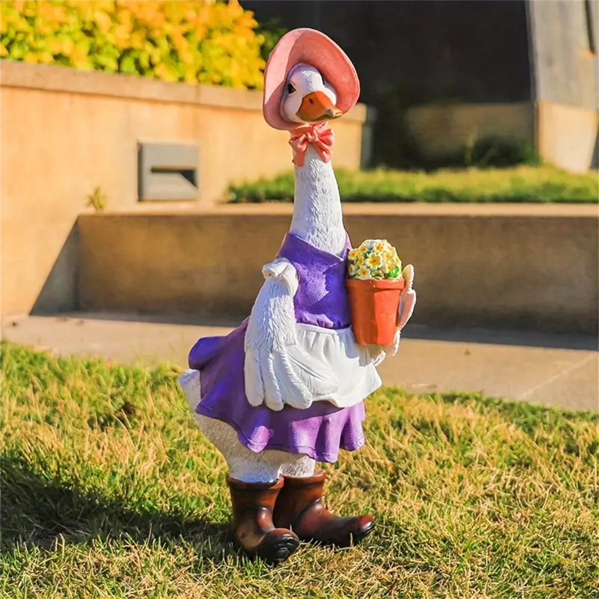 Manufacturer Resin Crafts Garden Decoration Ornaments Creative Animal Duck Ornaments Home Support Customization According to Drawings