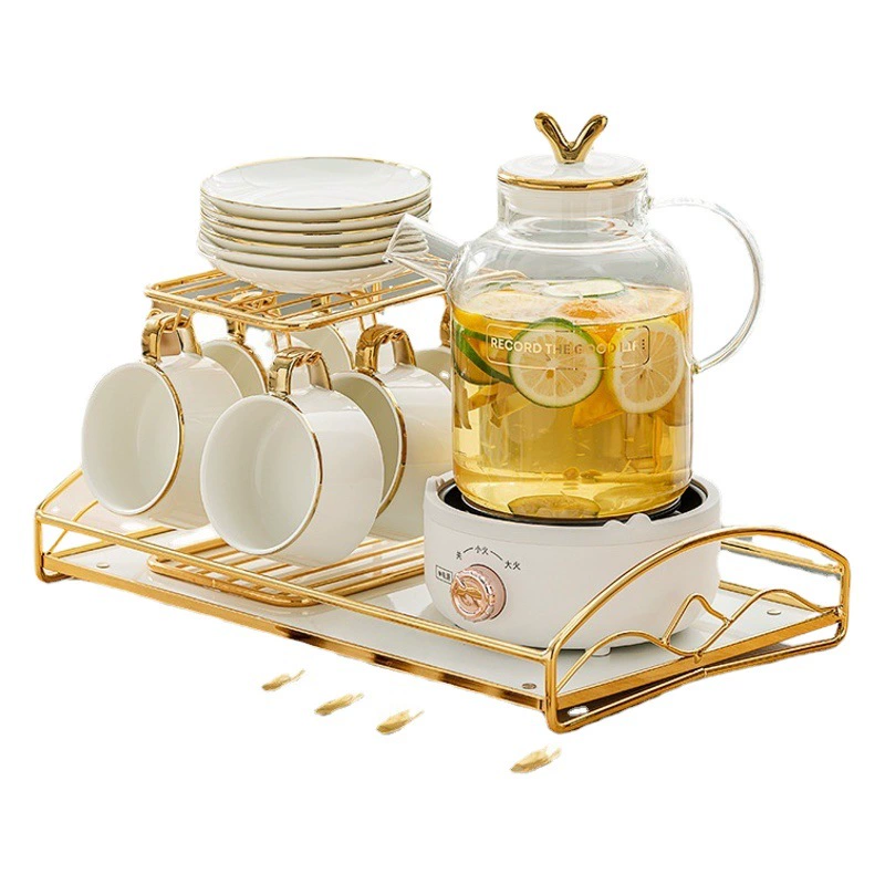 Подарки ко Дню учителя являются практичными и содержательными сувенирами для мужчин и женщин-учителей, наставников и профессоров.