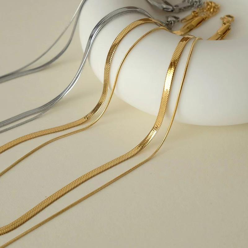 30g Weight 0.03µm Gold Plating Thickness Vintage Style Geometric Solid Color Stainless Steel Plating Necklace