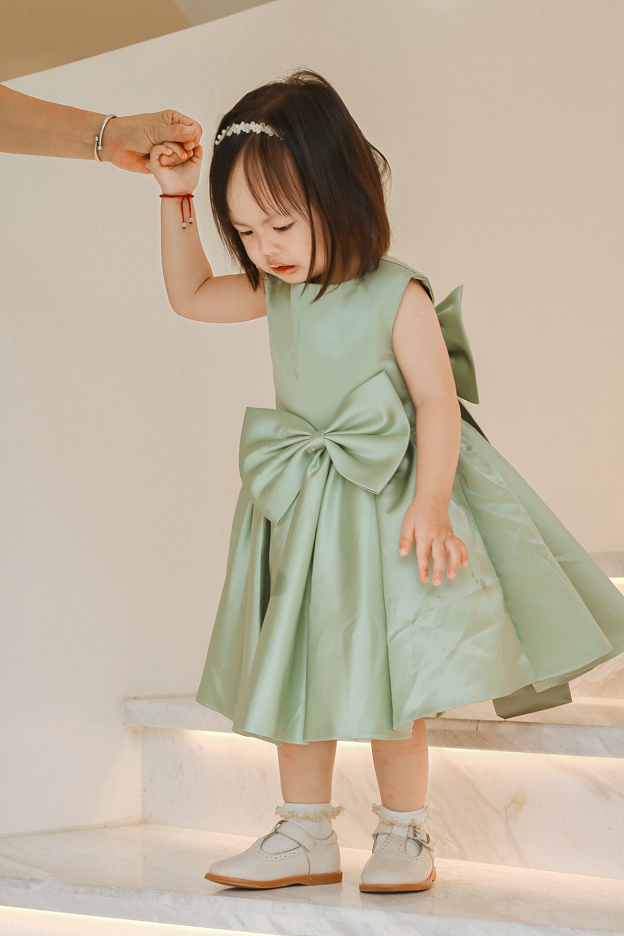 Regular Fit Fit Type Solid Color Pattern Summer, Spring Season Princess Solid Color Bowknot Polyester Girls Dresses