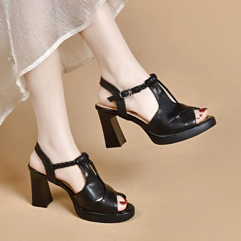 Sandal cao gót nữ đế dày da thật phong cách La Mã, gót 9 cm — Màu đen