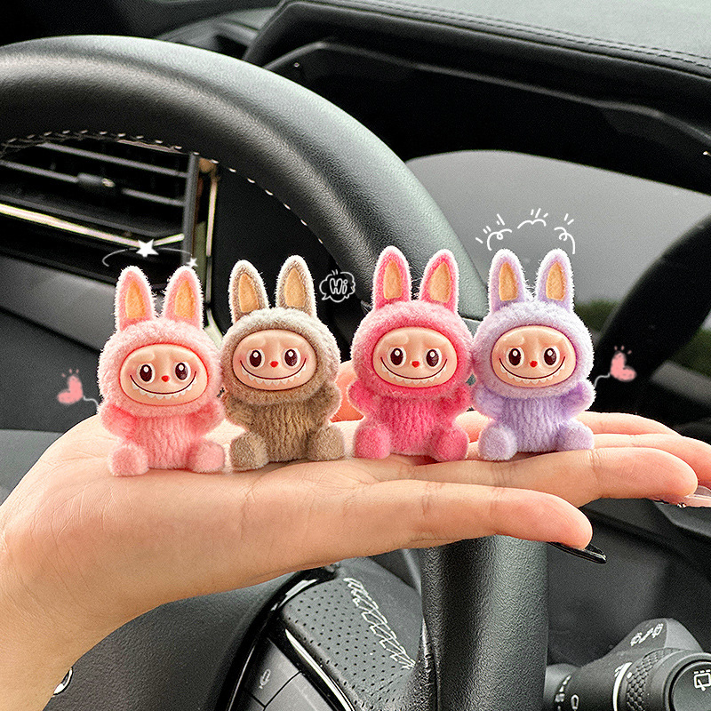 ラブブ車の装飾品 2025 新しいインターネット有名人のインテリアアクセサリーかわいい人形ラブブ車のインテリア小さな人形|undefined