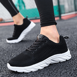 Cross-border running shoes men's 2023 Summer lightweight running shoes non-slip soft bottom breathable shock-absorbing casual Sports men's shoes