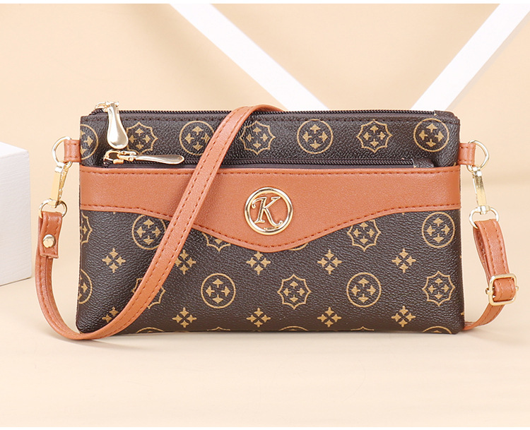 Middle aged mother's women 2024 new fashionable and atmospheric shoulder versatile crossbody bag for women's_voghion.com