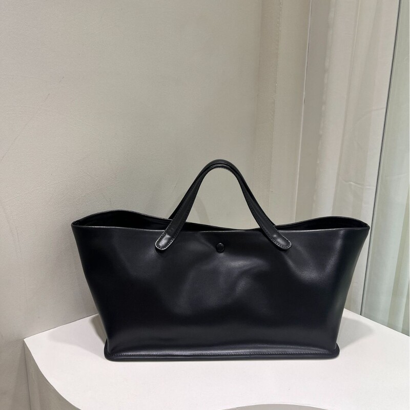 European and American Simple and Fashionable Tote Bag, Cowhide Large-Capacity Casual Commuting Bag, Handbag European and American Simple and Fashionable Tote Bag, Cowhide Large-Capacity Casual Commuting Bag, Handbag