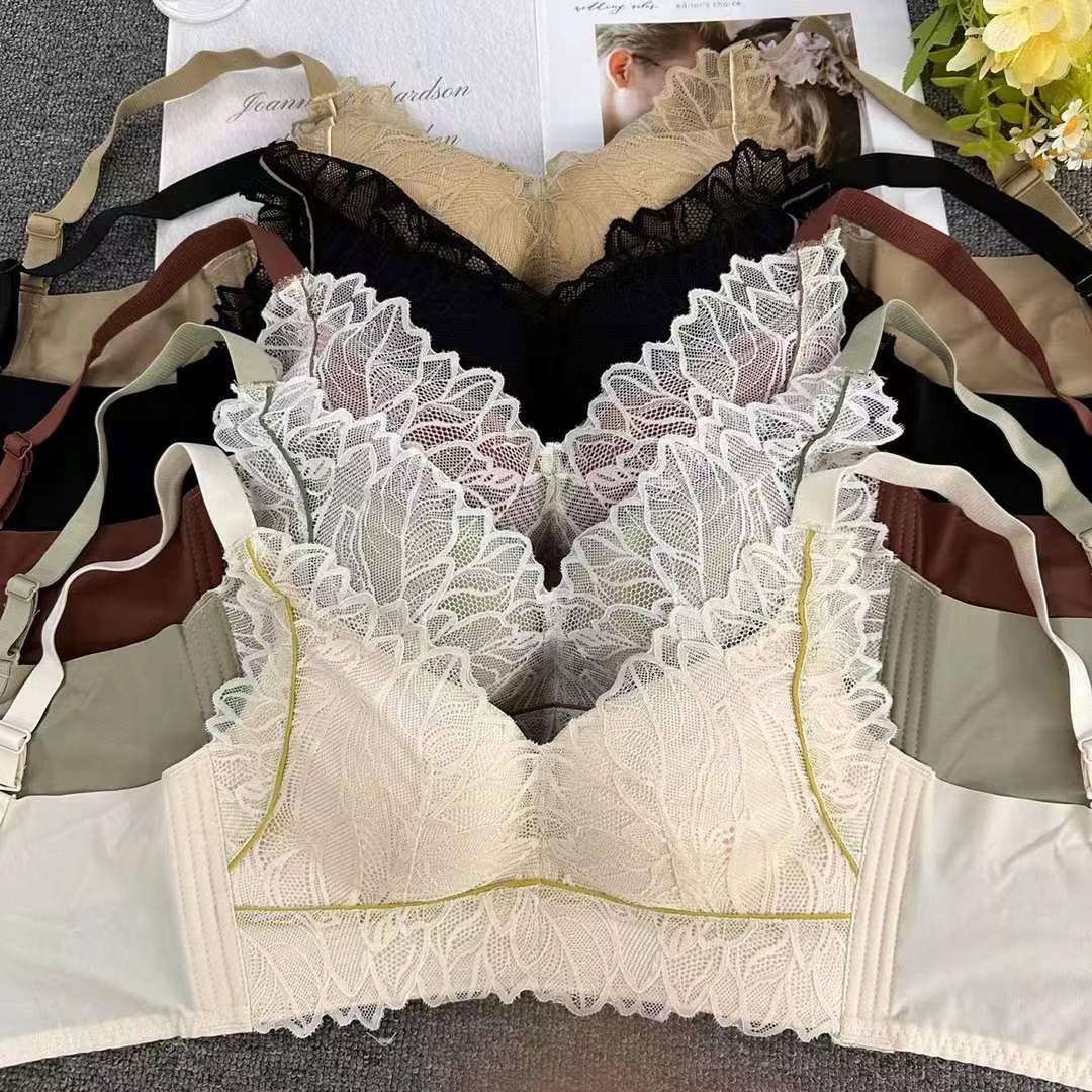 Nuevo sujetador de alta calidad de moda de encaje jacquard transpirable y cómodo ajustable anti-caída reunido tres filas de ropa interior de botón