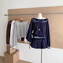 韩系甜美学院风时尚套装女早秋斜领落肩袖卫衣+条纹百褶裙两件套