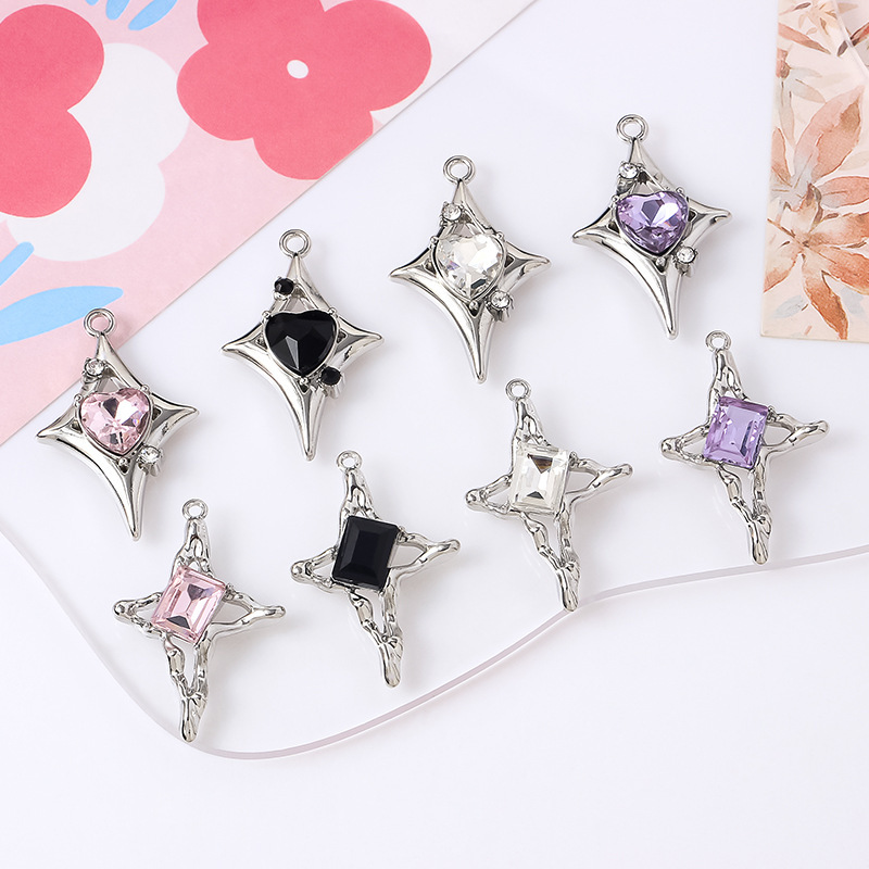 甘いクールなギャルの十字の星の双穴の合金のペンダントdiyの手作りのアクセサリのブレスレットのネックレスの部品の材料のペンダント|undefined