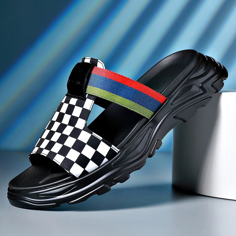 TikTok Live модные новые мужские тапочки летние модные легкие пляжные сандалии на мягкой подошве мужские шлепанцы