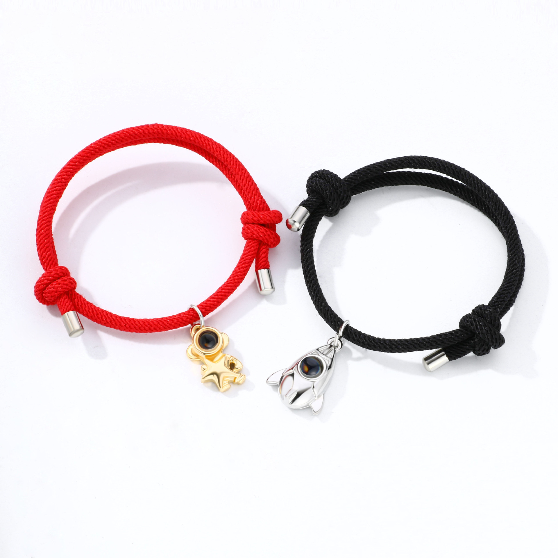 Casual Cartoon Style Astronaut Alloy Rope Plating Valentine's Day Couple Bracelets display picture 3