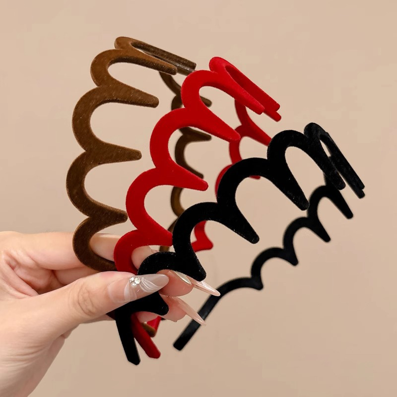 Coreana de gran altura craneal ondulado cabello para mujeres otoño y invierno flocado lavado de la cara de presión cabello de cabeza de la cara de la prensa de la cabeza de la cabeza de la cara pequeña presión de la broca de pelo