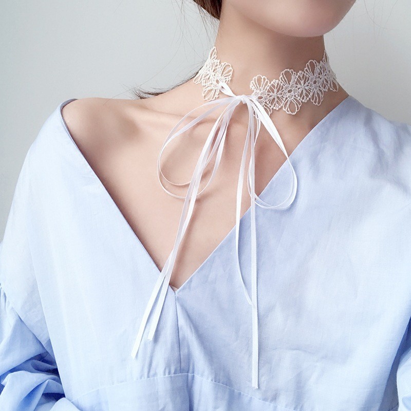 Lace Hollow Eye Mask with Collar and Cuffs, Cosplay Party Queen Set, One Size — detail image 9