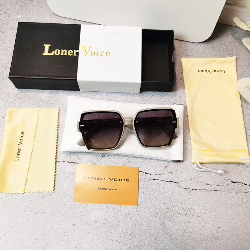 2025 New GM Glasses Box White Sunglasses Box Simple Packaging Myopia Glasses Box Folding Presbyopic Glasses Box