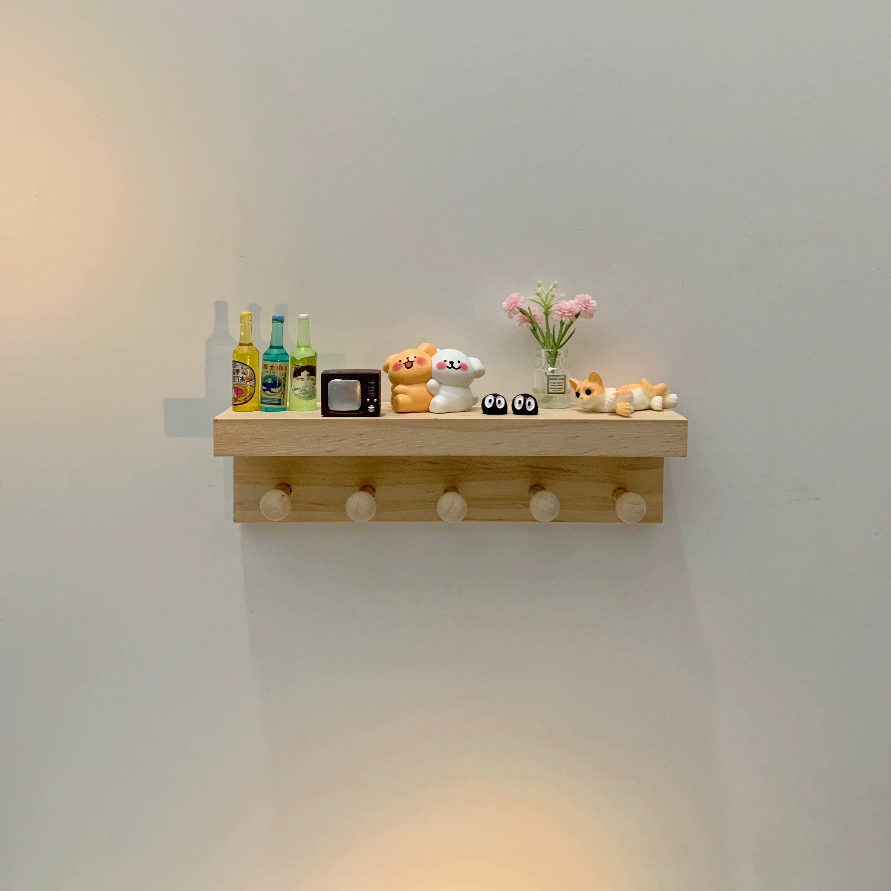 Creative entrance porch hook, key hook, solid wood wall-mounted storage rack, modern simple ornaments decoration
