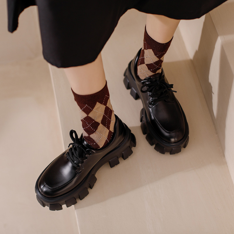 2024 nuovo Liu Wen lo stesso muffin fondo spesso piccole scarpe in pelle femminile stile britannico intensificato JK scarpe singole in pelle uniforme_voghion.com