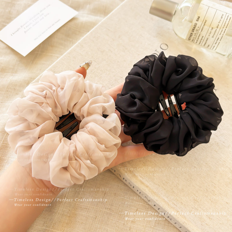 Specialized yoga hair clip for sports, zero-pressure creative flat hairpin for women, does not hurt the back of the head when styling hair Specialized yoga hair clip for sports, zero-pressure creative flat hairpin for women, does not hurt the back of the head when styling hair