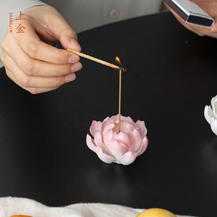 Shangjin Creative Ceramic Petal Fragrance Insertion Ornaments Chinese Handmade Pinch Flower Fragrance Insertion Advanced Ceramic Desktop Fragrance Dao