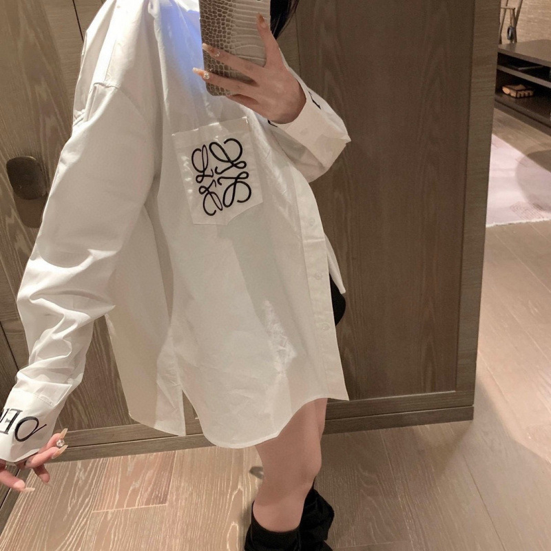 LA25loe シャツは高品質でファッショナブルでカジュアルな刺繍文字が入った万能な春秋トップスです。|undefined