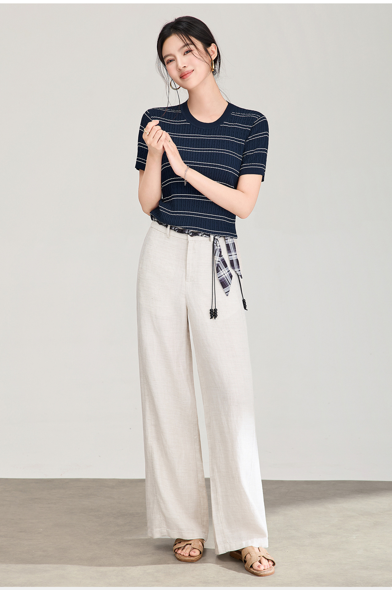 Áo thun dệt kim tay ngắn cổ tròn họa tiết sọc vintage nữ — màu xanh navy chi tiết 9