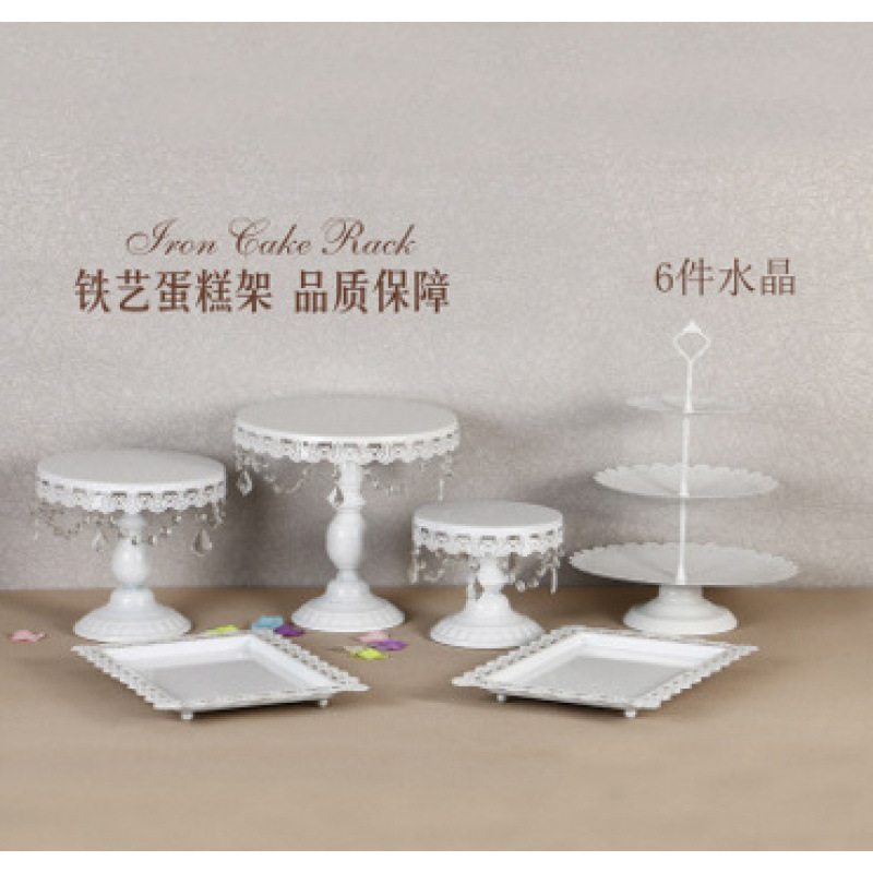 Postre de boda de oro Adornos de mesa Soporte de pastel de estilo europeo Accesorios de boda Bandeja de pastel de encaje Soporte de punto de hierro 12 piezas