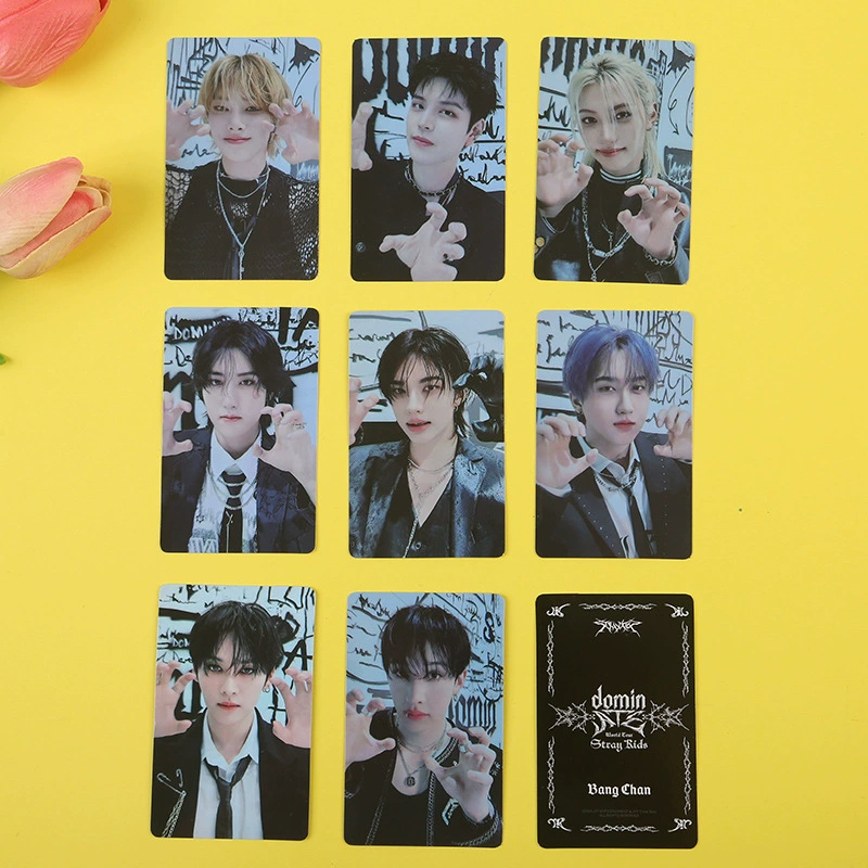 Картка малого размера (STRAY KIDS) ATE World Tour Seoul Collection, 5.4×8.6 см, коллекционные варианты