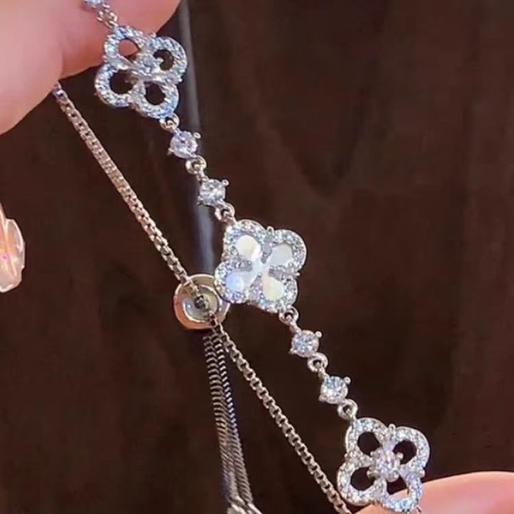 韩系四瓣花锆石花朵手链轻奢高级感气质可调节手环新款手饰女精致|undefined