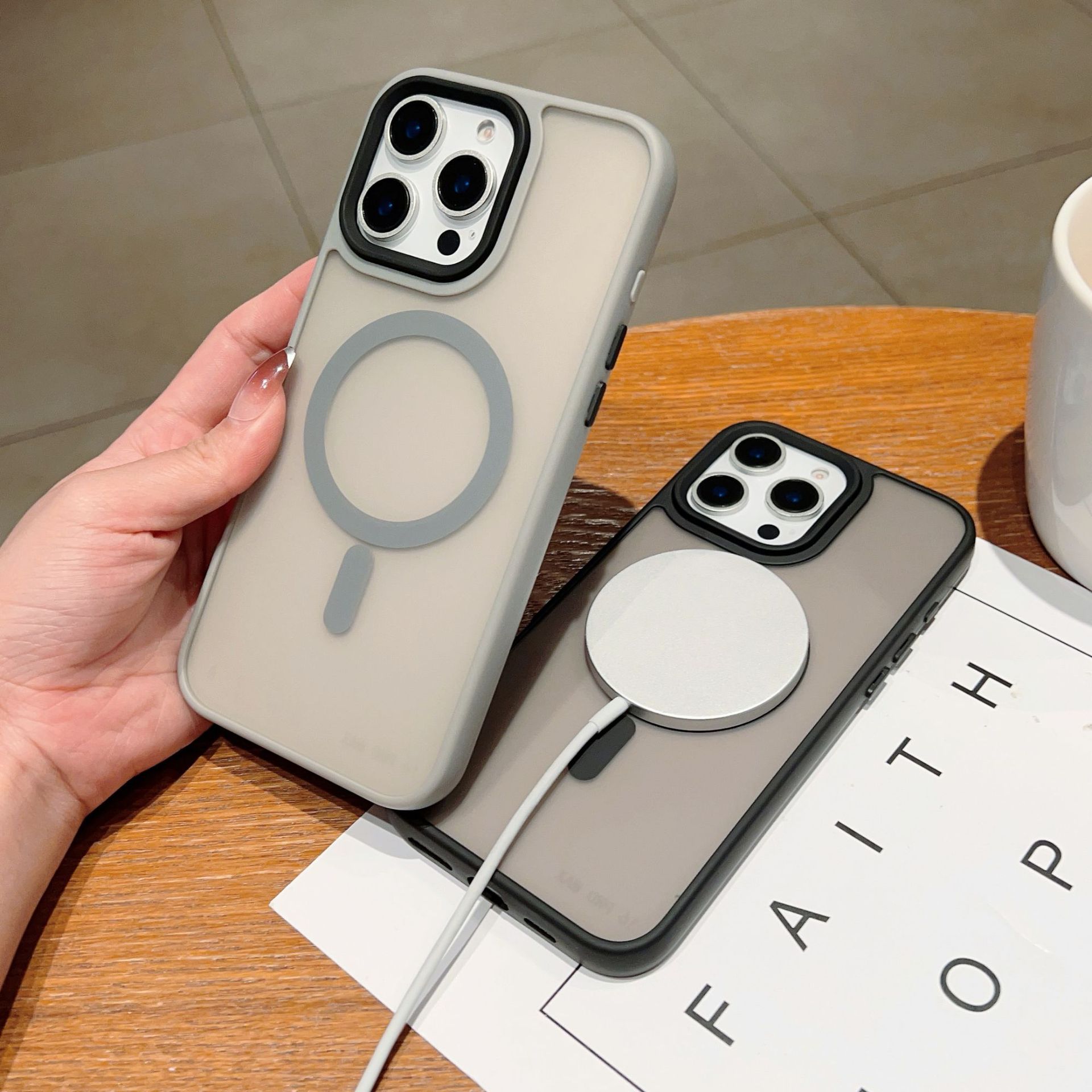 适用于三星S25Ultra大孔肤感S25磁吸S23手机壳镜头膜全包金盾保护