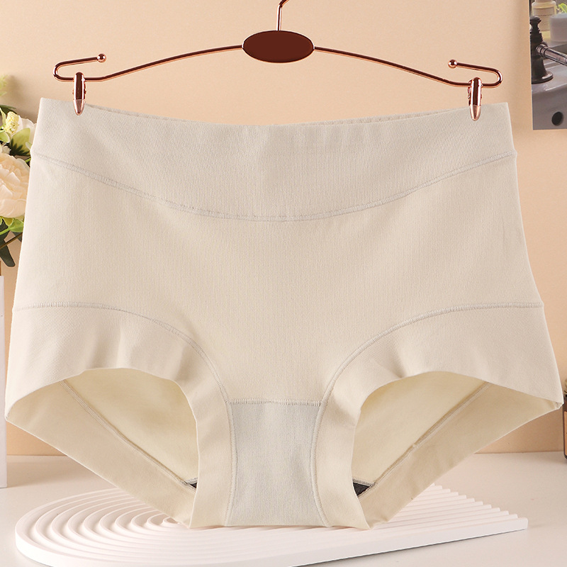 Graphene antibacterial bottom crotch women's underwear 2023 new cotton sexy mid-waist hip lifting hip triangle shorts