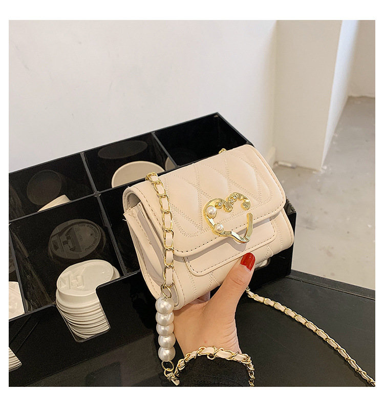 Wholesale Heart-shaped Buckle Messenger Shoulder Small Square Bag Nihaojewelry display picture 13