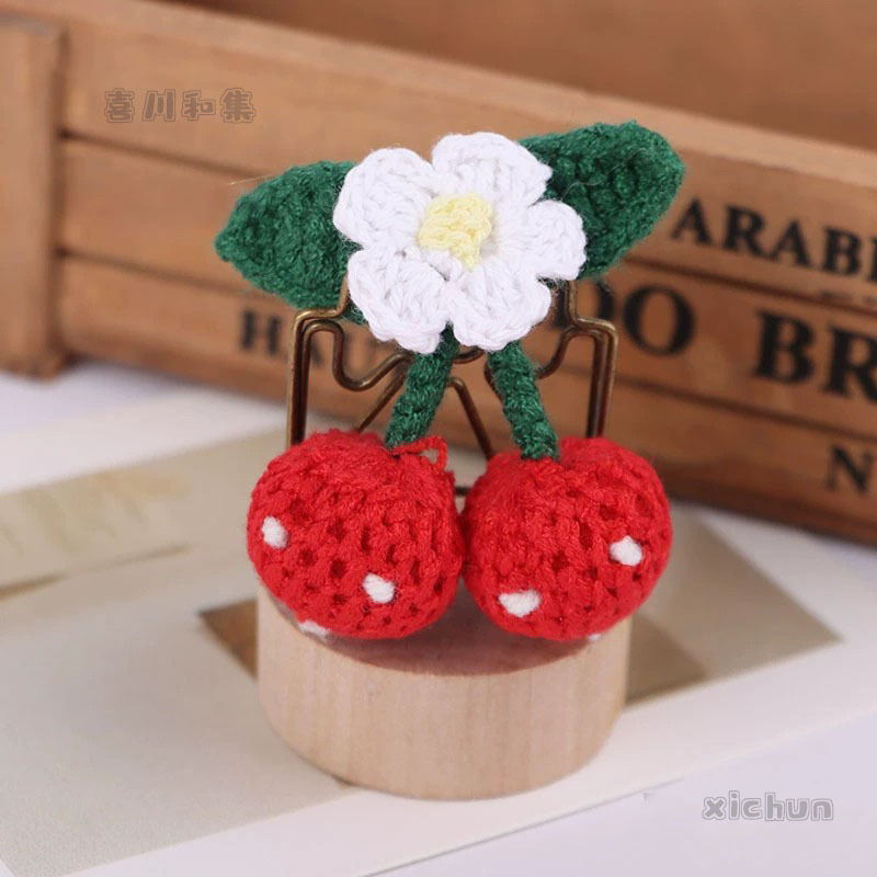 带花毛线樱桃球diy针织毛球配件手购花樱桃包包帽子围巾配件