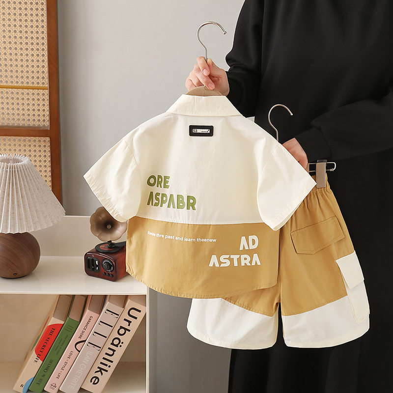 7193 Traje de verano para niños 2025 Nuevo estilo Camisa de moda para niños Pantalones cortos Ropa de verano para bebés de dos piezas