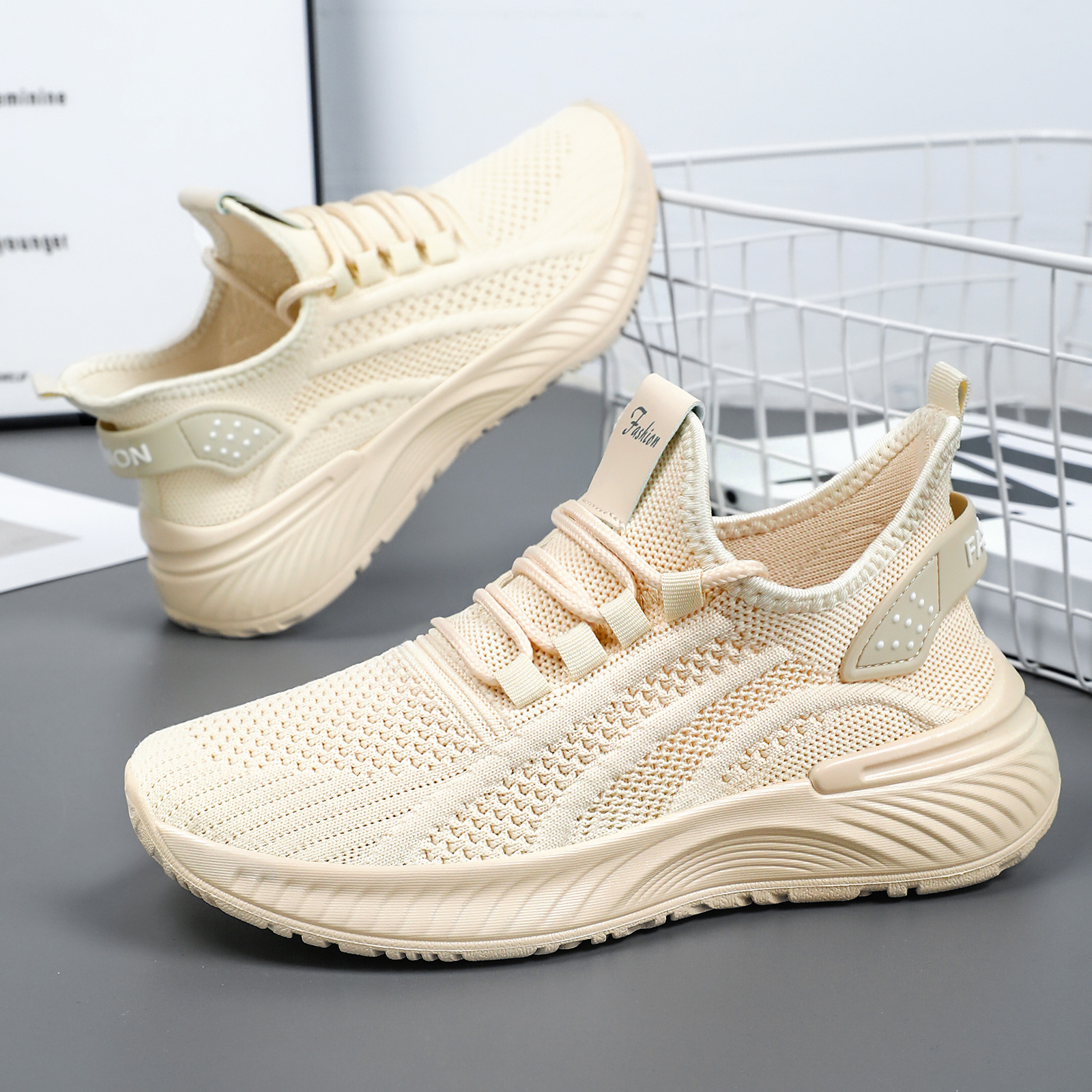 Zapatos de mujer, suela suave, pies no cansados, zapatos de suela gruesa de verano, zapatos deportivos voladores transpirables, zapatos casuales cómodos, zapatos, todo fósforo para mujeres