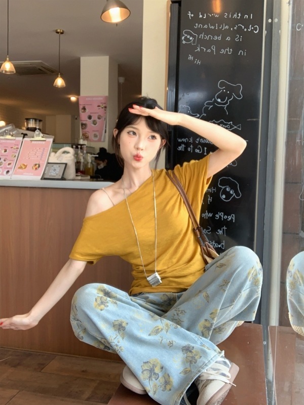 小众复古慵懒风设计斜肩T恤女2025夏季新款修身减龄百搭短袖上衣|undefined