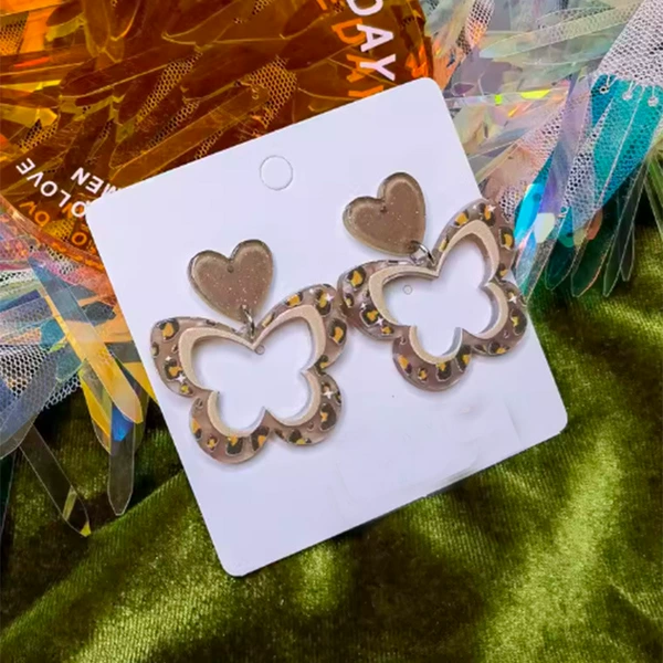 Spicy girl leopard butterfly model
