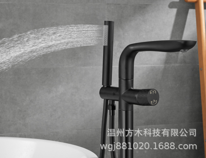 Black chrome-plated brushed gold gun gray floor-standing single-handle double-control ceramic valve core hot and cold water faucet, wooden bucket bathtub, showerhead undefined