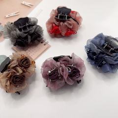 双花のバラのつかみの後頭部の花のカードのバラのサメの挟みの髪はネットの赤い金のクリップの頭飾りをつかみます。