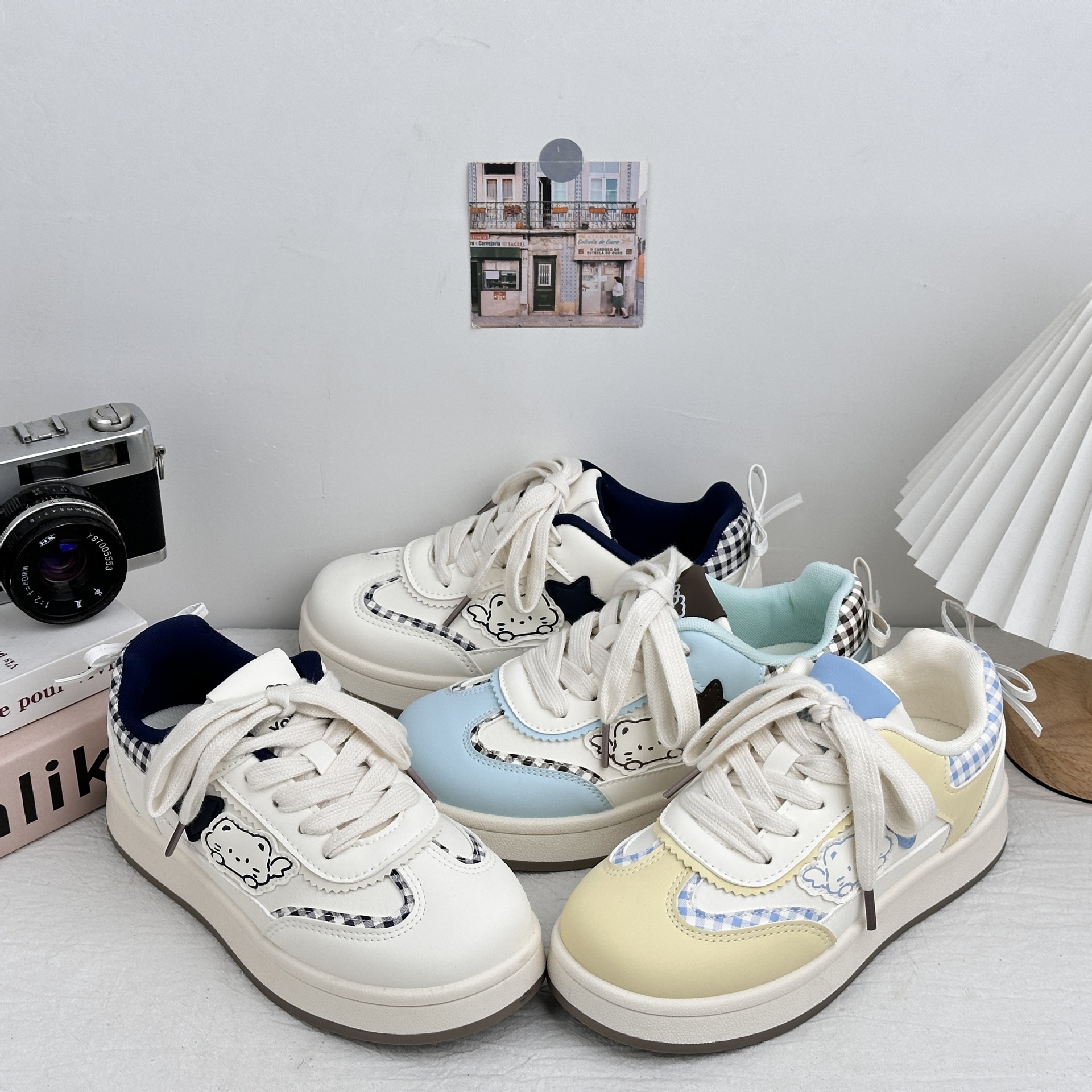 Zapatos casuales de ondas distantes para estudiantes 2025 nuevo nicho explosivo enorme hermoso adorable suela gruesa zapatos de skate de altura