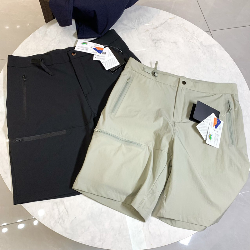 Men's and Women's Matching Outdoor Softshell Lightweight Performance Cool-Feeling 3D Cut High-Elastic Breathable Quick-Dry Five-Pocket Shorts