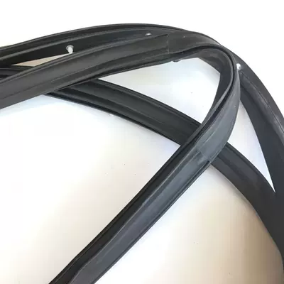 Vehicle Sealing Strip: 600P Door Rubber