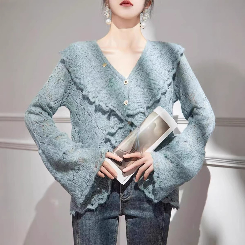 Design a New Style of Trumpet Sleeve Ruffled Niche Top, Elegant Knitted Gentle Korean Style Pink Sweater for Women to Wear Outside
