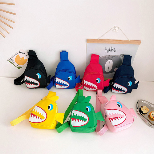 Korean version of children's bag cartoon cute little shark crossbody bag kindergarten children lightweight canvas small chest bag coin purse