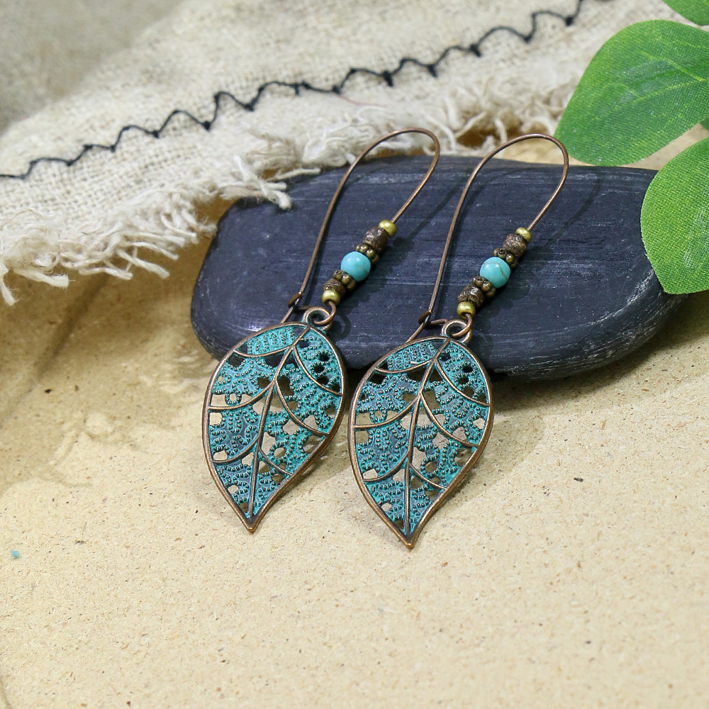 Alloy Material 1 Pair Hip-Hop Retro Solid Color Irregular Tassel Plating Alloy Drop Earrings