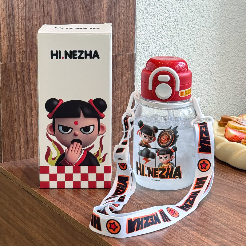2025 nuevo Nezha taza de agua de gran capacidad para niños taza de plástico de doble bebida taza de paja portátil para niños de jardín de infantes